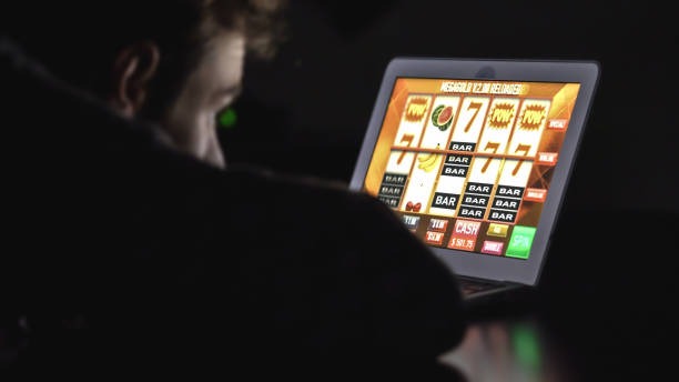 Payment methods accepted by hometogel 124 including DANA OVO GoPay and bank transfers